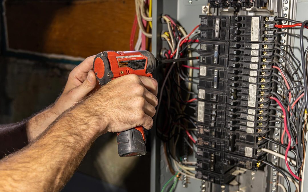 Warning Signs You Need to Call an Emergency Electrician