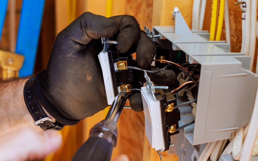 How to Hire the Right Electrician in Temecula, CA